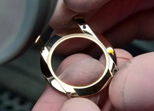 歐米茄手表為什么會進灰？