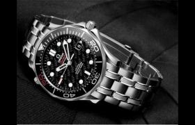 歐米茄腕表皮表帶脫皮？速解之道在此