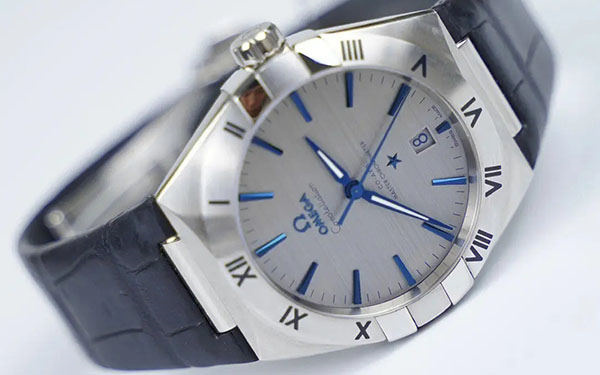 歐米茄腕表：打造經典外觀的保養藝術與市場價值探索（圖）