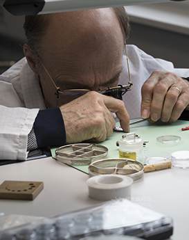 杰蘭·埃文斯-深圳歐米茄維修服務(wù)中心制表師