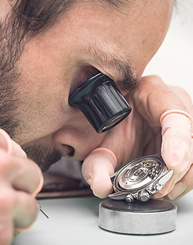 邁克爾·瓊斯-重慶歐米茄維修服務中心制表師