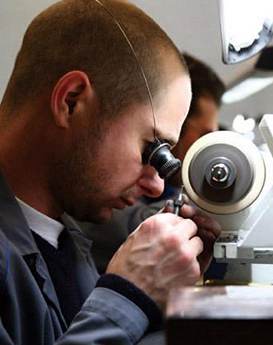 亞歷山大·威爾森-長沙歐米茄維修服務(wù)中心制表師