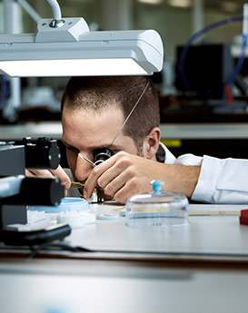 查爾斯·彼得艾伯特-上海歐米茄維修服務中心制表師